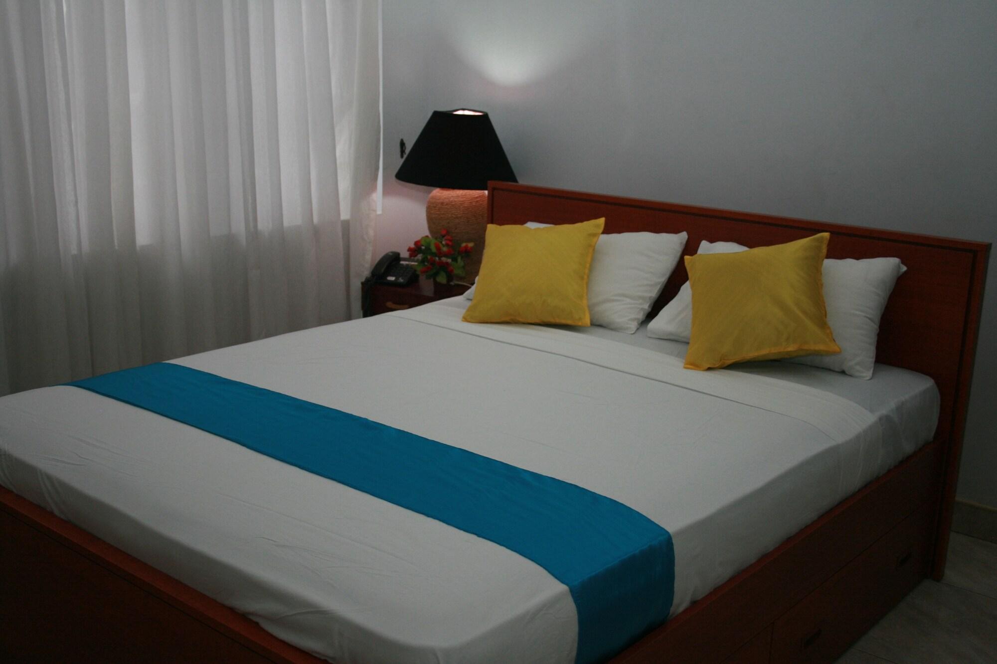 Blue Gum Hotel Джа-Ела Екстериор снимка