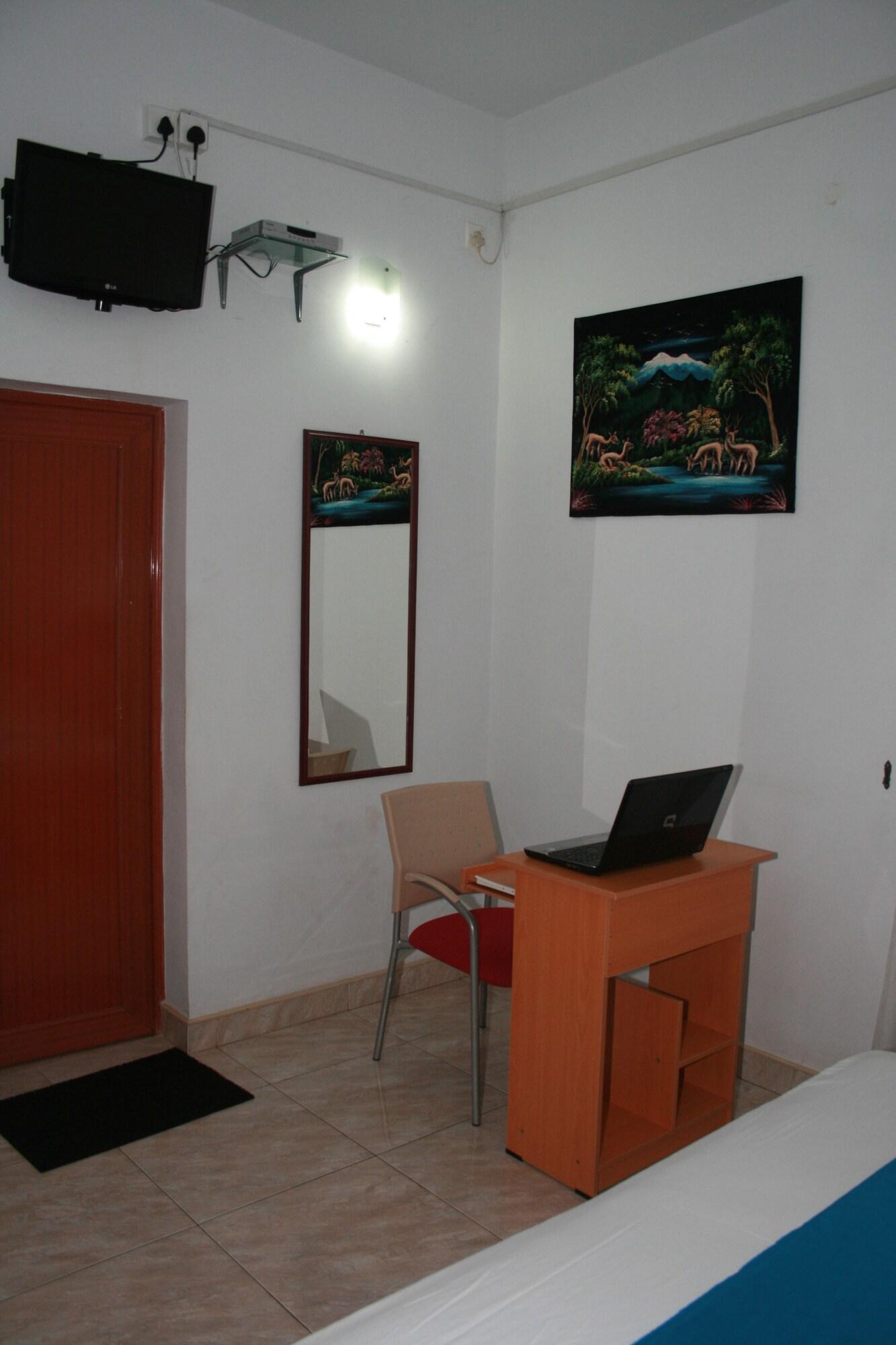Blue Gum Hotel Джа-Ела Екстериор снимка