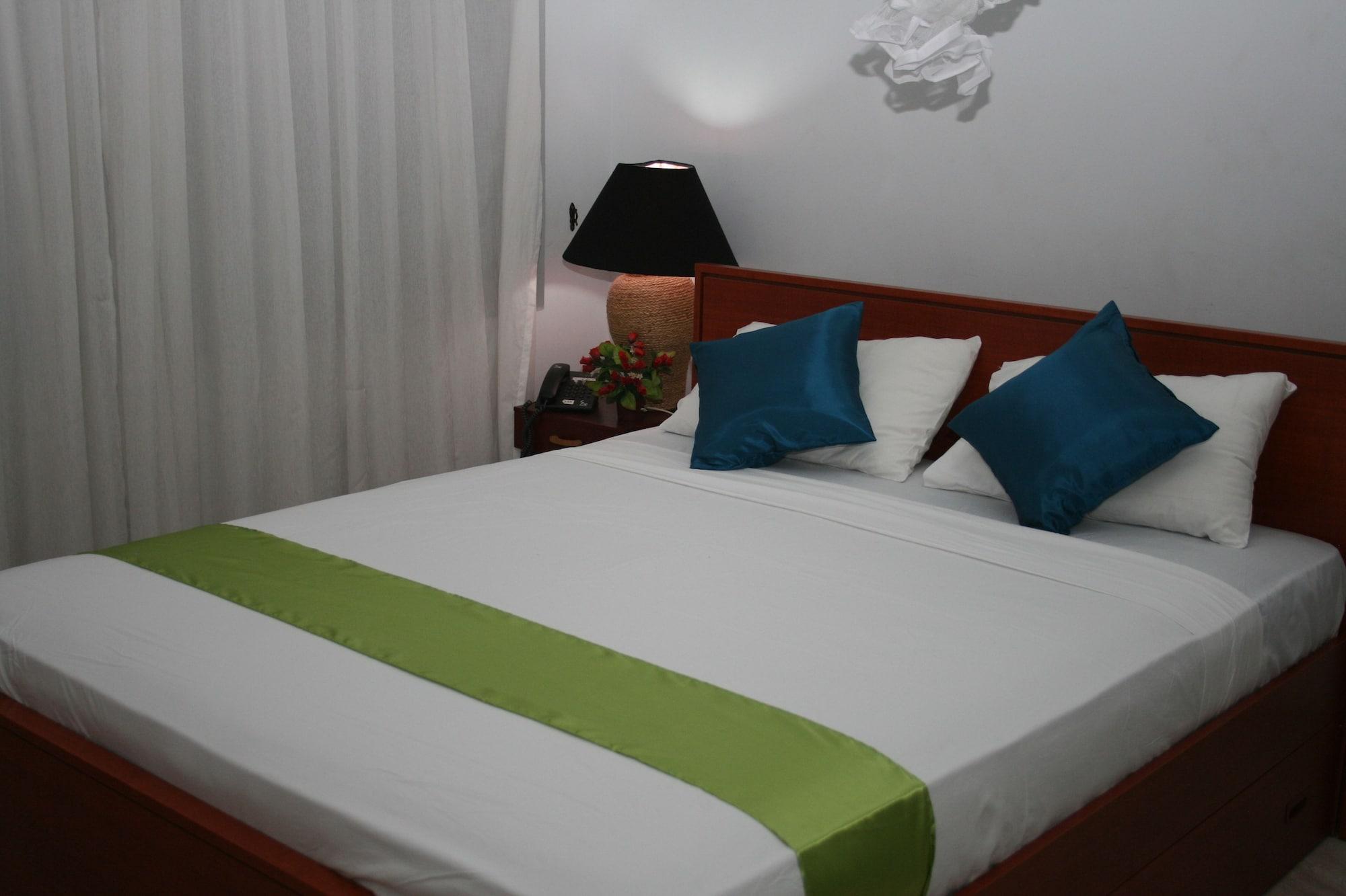 Blue Gum Hotel Джа-Ела Екстериор снимка