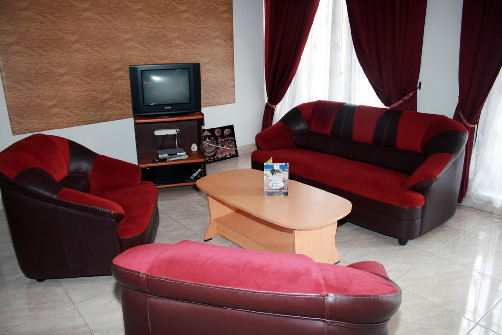Blue Gum Hotel Джа-Ела Екстериор снимка